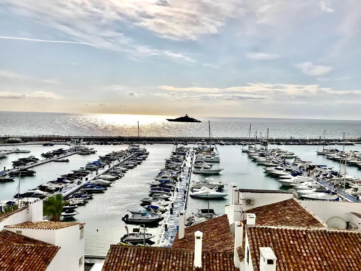 Luxury Puerto Banus Penthouse With Parking & Wi-Fi Apartment Marbella 0*,  Spain
